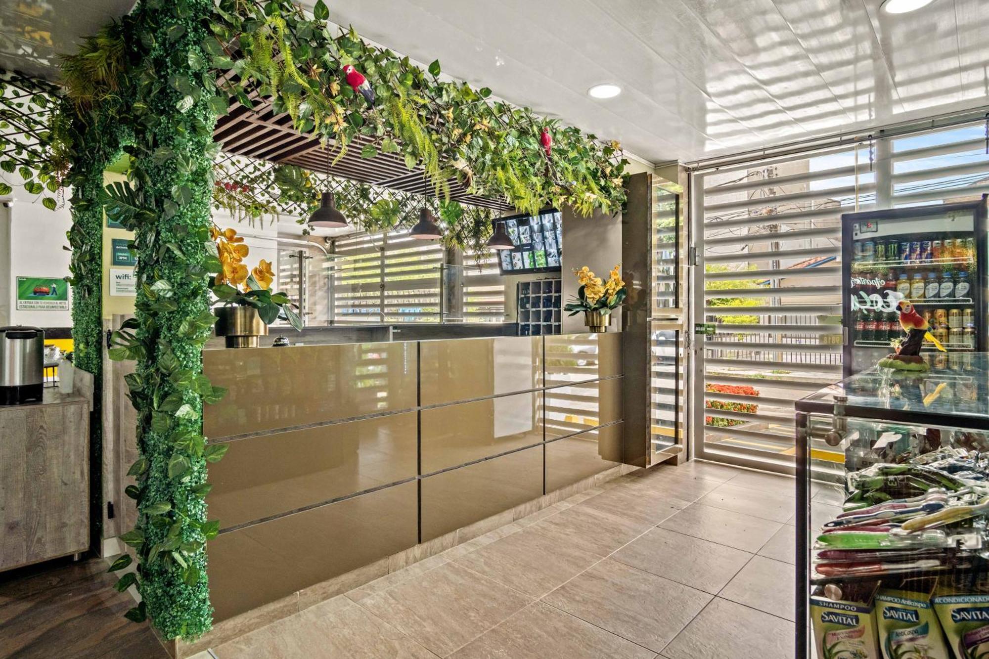 Hotel Eco Suite Кали Экстерьер фото