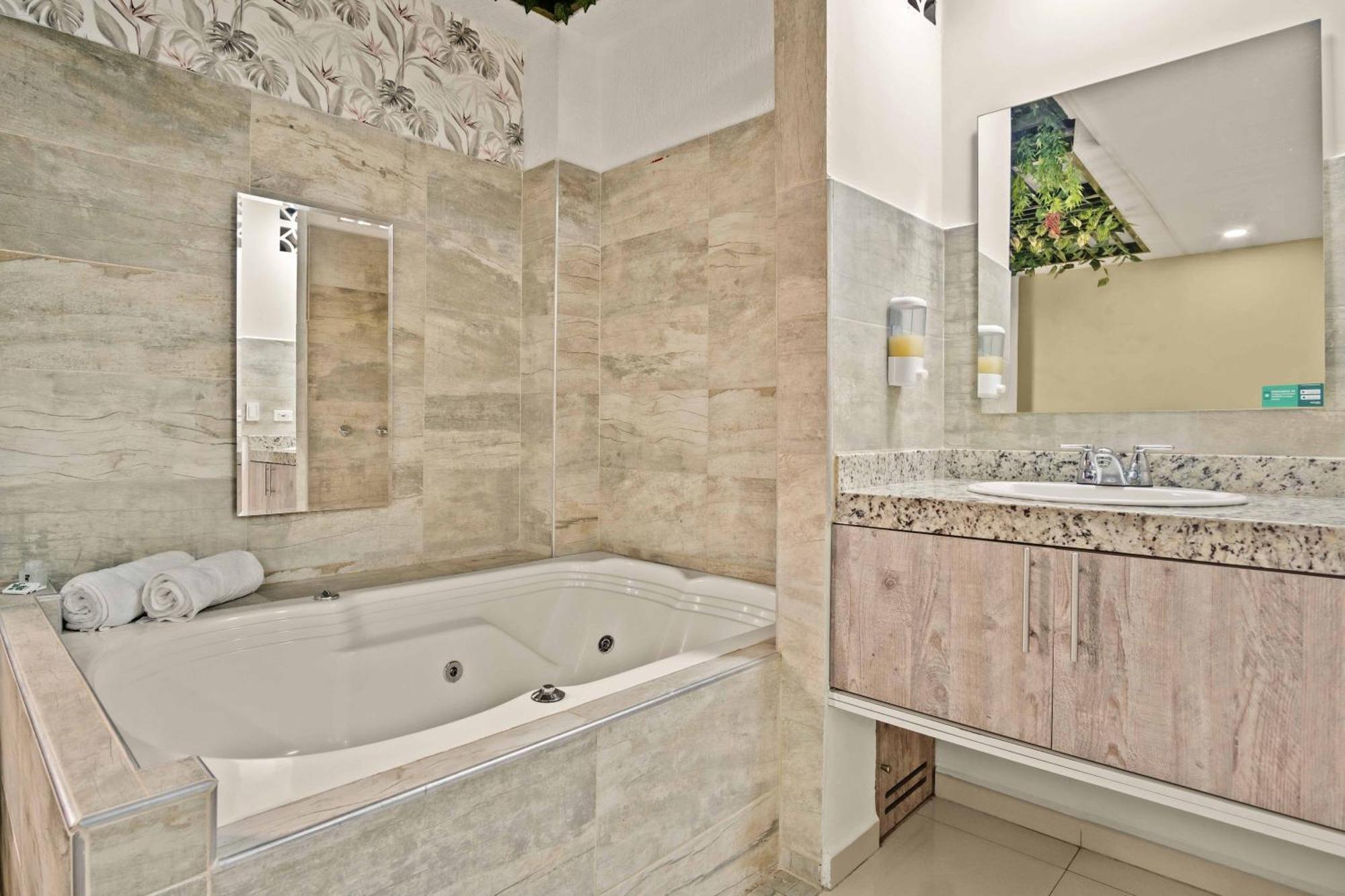 Hotel Eco Suite Кали Экстерьер фото